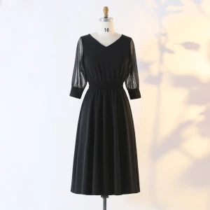 Moderne Mode Noire Grande Taille Robe De Soirée 2020 Princesse V Cou Manches Longues Transparentes Boutons Couleur Unie Thé Longueur Été Soirée Robe De Ceremonie