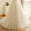 Unique Blanche Robe De Mariée 2017 Princesse V-Cou Tulle Perlage Appliques Dos Nu Mariage