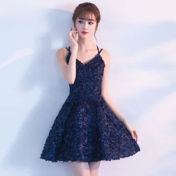 Moderne Mode Robe De Ceremonie 2017 Robe De Fete Bleu Marine Courte Princesse V Cou Sans Manches Dos Nu Appliques Fleur Paillettes