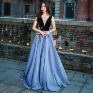 Chic Belle Soirée Robe De Ceremonie 2017 Robe De Soirée Océan Bleu Noire Princesse Longue V Cou Sans Manches Dos Nu Brodé