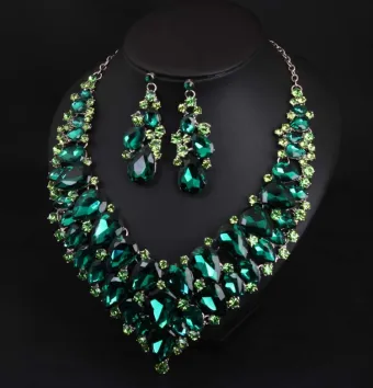 Exaggerated Dark Green Evening Party Crystal Necklace Earrings 2023 Accessories