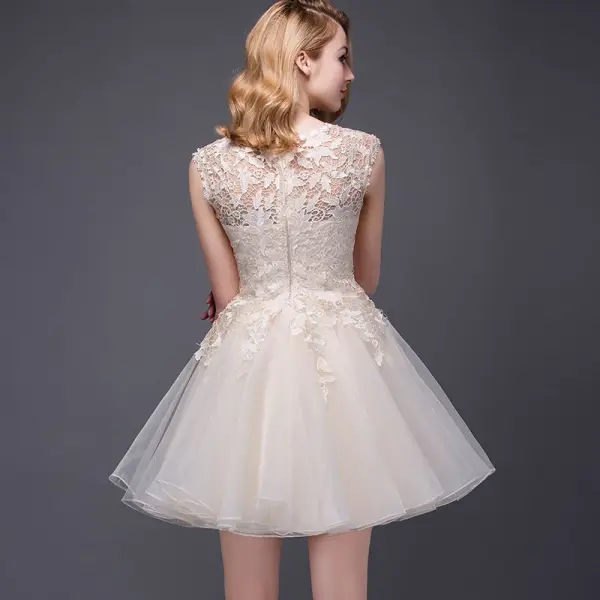 Chic / Beautiful Party Dresses 2017 Champagne Short A-Line / Princess Scoop Neck Sleeveless Lace Appliques Formal Dresses