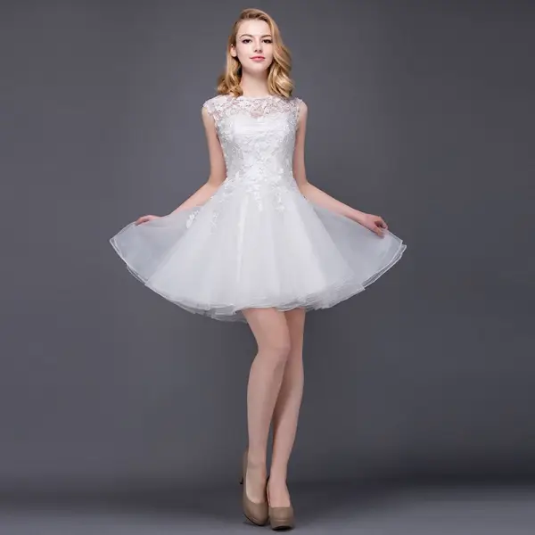 Chic / Beautiful Party Dresses 2017 Champagne Short A-Line / Princess Scoop Neck Sleeveless Lace Appliques Formal Dresses
