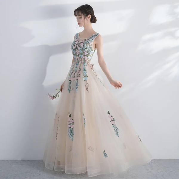 Amazing / Unique Prom Dresses 2017 Champagne A-Line / Princess Floor-Length / Long Scoop Neck Sleeveless Backless Appliques Flower Formal Dresses