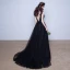 Chic / Belle Robe De Soirée 2017 Noir Princesse Train De Balayage V-Cou Sans Manches Dos Nu Satin Ceinture Perle En Dentelle Appliques Robe De Ceremonie