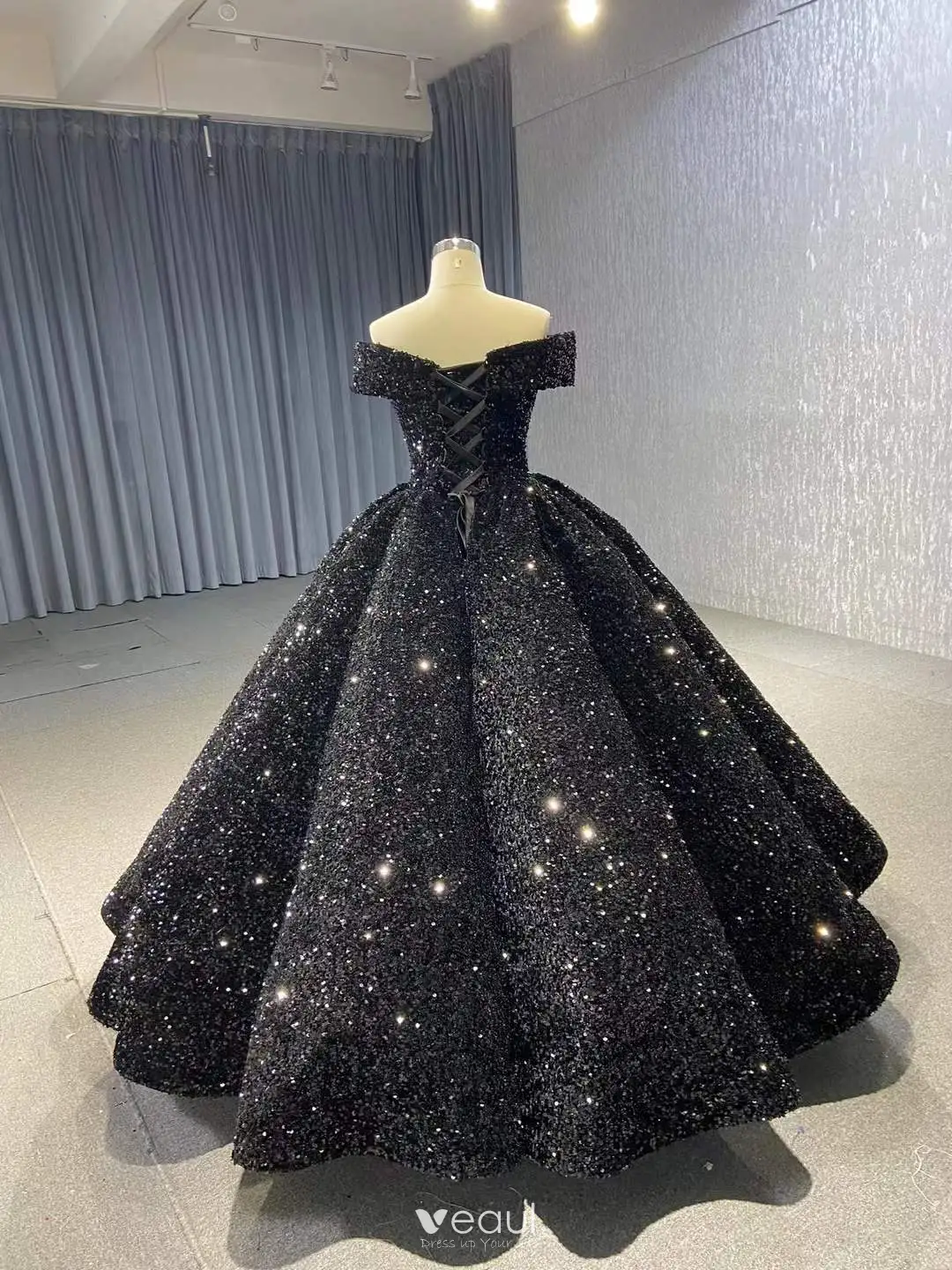 Sparkly Black Sequined Quinceaera Prom Dresses 2026 Sequins Formal Dresses With Cloak