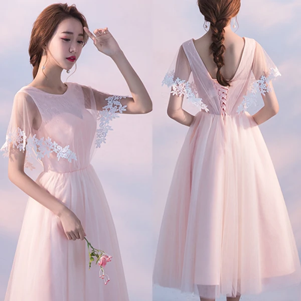 Chic / Belle de retour Robe De Graduation 2017 Rougissant Rose Princesse Thé Longueur Col Haut Manches Courtes Dos Nu En Dentelle Appliques Robe De Ceremonie