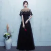 Chic / Beautiful Prom Dresses 2017 Black Floor-Length / Long A-Line / Princess Scoop Neck Short Sleeve Backless Lace Appliques Formal Dresses