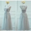 Chic / Belle Gris Transparentes Robe Demoiselle D'honneur 2018 Princesse Encolure Dégagée Sans Manches Appliques En Dentelle Noeud Ceinture Volants Dos Nu Robe Pour Mariage
