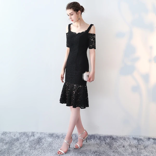 Chic / Beautiful Party Dresses 2017 Black Trumpet / Mermaid Knee-Length Off-The-Shoulder 1/2 Sleeves Backless Lace Tassel Formal Dresses