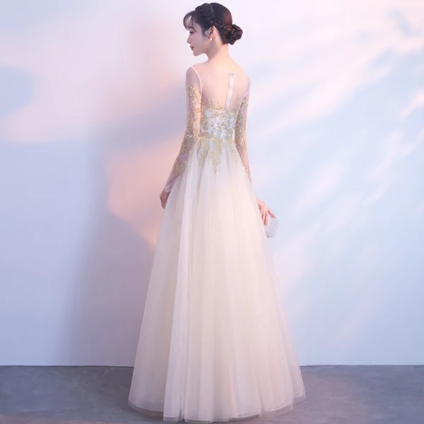 Elegant Champagne See-through Evening Dresses 2018 A-Line / Princess Scoop Neck Long Sleeve Appliques Lace Floor-Length / Long Ruffle Formal Dresses