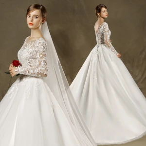 Moderne Mode Robe De Mariée 2017 Ivoire Robe Boule Train De Balayage Encolure Dégagée Manches Longues Dos Nu Percé En Dentelle Appliques