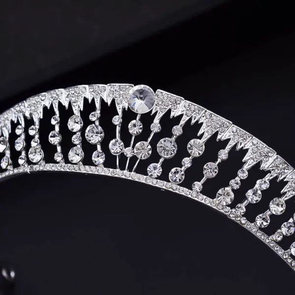 Enkel Hvit Rhinestone Bryllup Tiara Har Tilbehor Legering 2022