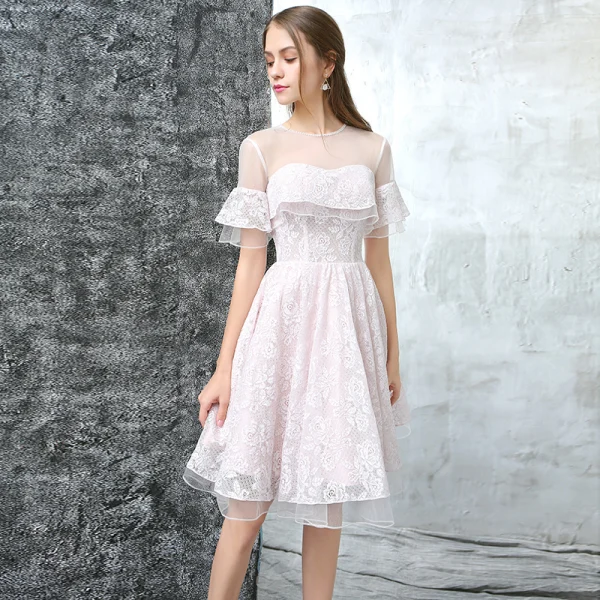 Modern / Fashion Graduation Dresses 2017 Blushing Pink Short A-Line / Princess Scoop Neck Backless Short Sleeve Pearl Lace Appliques Pierced Formal Dresses