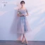 Chic / Belle Gris Robe Demoiselle D'honneur 2018 Princesse Appliques En Dentelle Ceinture Thé Longueur Volants Dos Nu Robe Pour Mariage