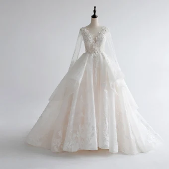 Luxe Blanche Robe De Mariée 2017 Royal Train Robe Boule V Cou Manches Longues Dos Nu Forme De Coeur En Dentelle Appliques Fleur Faux Diamant Glitter Percé