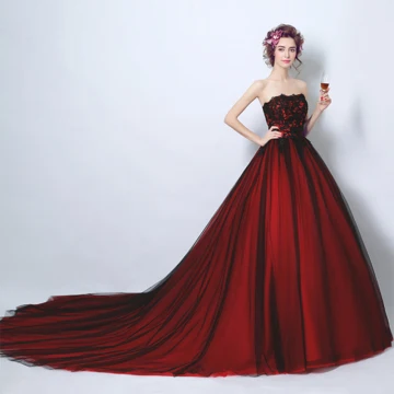 Abordable Bordeaux Robe De Bal 2017 Chapel Train Robe Boule Bustier Sans Manches Dos Nu En Dentelle Appliques Perlage Robe De Ceremonie