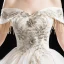 Élégant Champagne Robe De Mariée 2018 Princesse En Dentelle Fleur Perlage Gland Faux Diamant De l'épaule Dos Nu Manches Courtes Cathedral Train Mariage