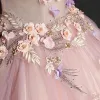 Flotte Perle Pink Gallakjoler 2017 Balkjole Med Blonder Blomsten Perle Rhinestone Off-The-Shoulder Halterneck Kort Ærme Ankel Længde Kjoler