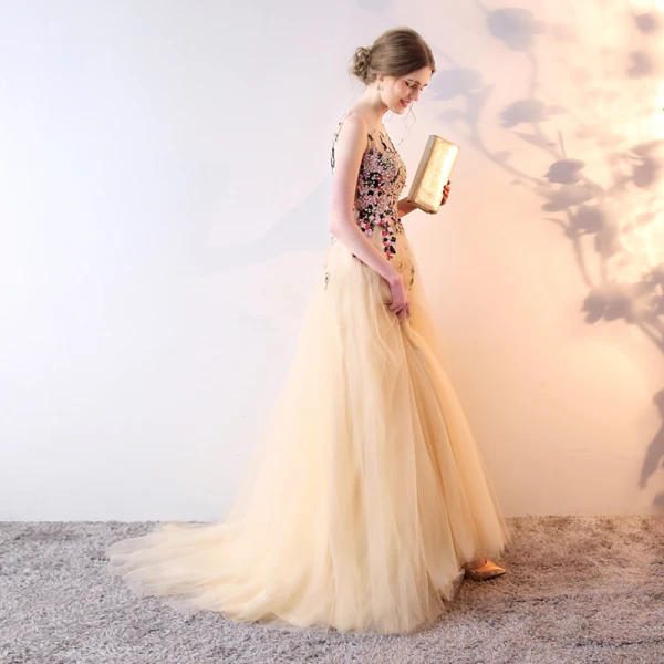 Chic / Beautiful Prom Dresses 2017 A-Line / Princess Lace Flower Beading Pearl Sequins Sleeveless Sweep Train Formal Dresses