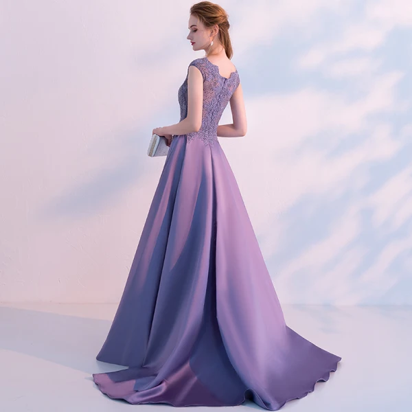 Chic / Beautiful Lavender Evening Dresses 2018 A-Line / Princess Beading Lace Flower V-Neck Sleeveless Sweep Train Formal Dresses