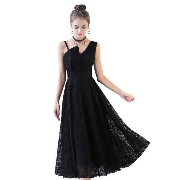 Chic / Beautiful Black Homecoming Graduation Dresses 2017 A-Line / Princess Amazing / Unique V-Neck Backless Sleeveless Tea-length Formal Dresses