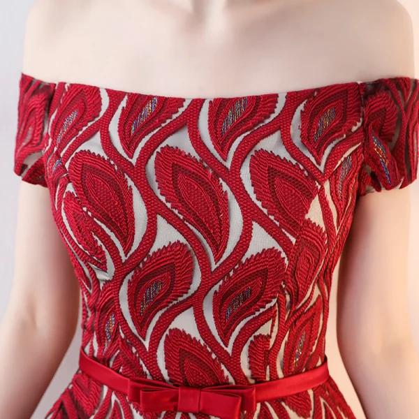 Chic / Beautiful Burgundy Evening Dresses  2017 A-Line / Princess Bow Off-The-Shoulder Backless Short Sleeve Floor-Length / Long Formal Dresses