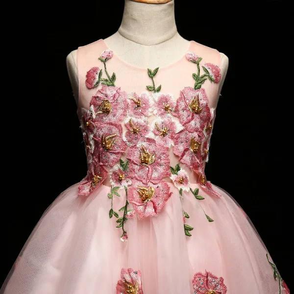Chic / Beautiful Blushing Pink Flower Girl Dresses 2017 Ball Gown Lace Appliques Pearl Scoop Neck Sleeveless Short Wedding Party Dresses