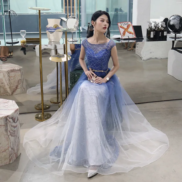Modern / Fashion Gradient-Color Evening Dresses 2018 A-Line / Princess Metal Sash Sequins Scoop Neck Backless Sleeveless Floor-Length / Long Formal Dresses