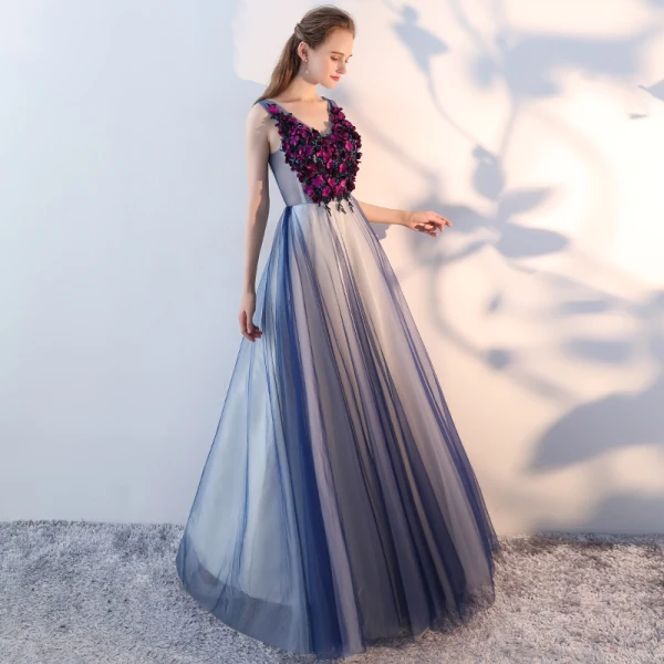 Chic / Beautiful Prom Dresses 2017 A-Line / Princess Appliques Crystal V-Neck Backless Sleeveless Floor-Length / Long Formal Dresses