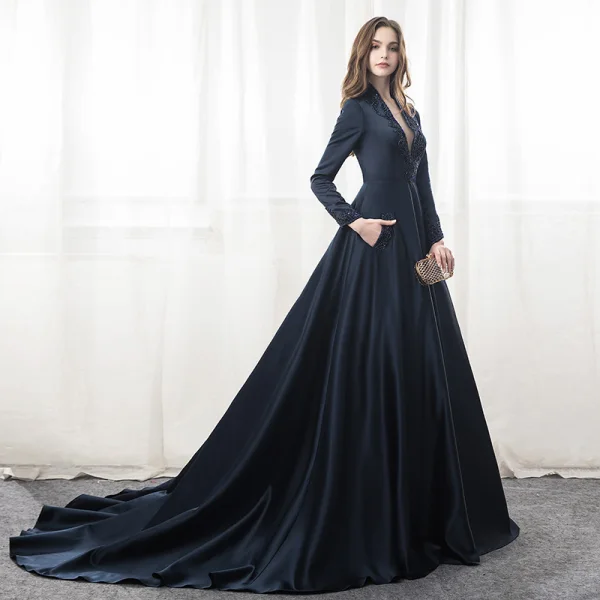 Chic / Belle Bleu Marine Robe De Soirée 2018 Princesse Perlage Paillettes Col Haut Manches Longues Chapel Train Robe De Ceremonie