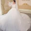 Étourdissant Robe De Mariée 2018 Robe Boule En Dentelle Appliques Brodé Encolure Dégagée 3/4 Manches Royal Train Mariage
