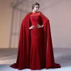Unique Bordeaux Robe De Soirée 2018 Trompette / Sirène Perlage Paillettes Encolure Dégagée Sans Manches Watteau Train Robe De Ceremonie