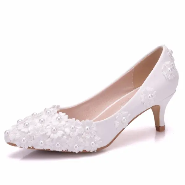 Chic / Beautiful White Wedding Shoes 2018 Lace Flower Pearl 5 cm Stiletto Heels Pointed Toe Wedding Pumps
