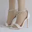 Charmant Weiß Brautschuhe 2018 Perle Strass Quaste Knöchelriemen 11 cm Stilettos Peeptoes Hochzeit Hochhackige