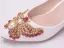 Style Chinois Blanche Chaussure De Mariée 2018 Perlage Papillon Faux Diamant Cristal Perle 5 cm Talons Aiguilles À Bout Pointu Mariage Escarpins