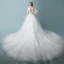 Élégant Ivoire Robe De Mariée 2018 Robe Boule En Dentelle Fleur Volants en Cascade Encolure Dégagée 1/2 Manches Cathedral Train Mariage