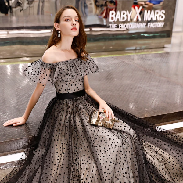 Elegant Black Spotted Prom Dresses 2019 A-Line / Princess Off-The-Shoulder Short Sleeve Backless Floor-Length / Long Formal Dresses