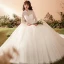 Élégant Ivoire Robe De Mariée 2018 Robe Boule Dentelle Encolure Dégagée Dos Nu Manches Longues Chapel Train Mariage