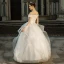 Élégant Ivoire Robe De Mariée 2018 Robe Boule Dentelle Perlage Cristal Paillettes Volants en Cascade De l'épaule Dos Nu Sans Manches Longue Mariage
