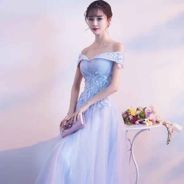 Schöne Himmelblau Brautjungfernkleider 2018 A Linie Mit Spitze Applikationen Perle Off Shoulder Rückenfreies Ärmellos Lange Kleider Für Hochzeit
