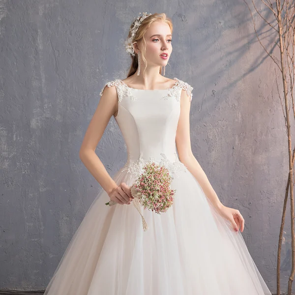 Elegant Ivory Wedding Dresses 2019 A-Line / Princess Lace Appliques Beading Sequins Scoop Neck Sleeveless Backless Court Train