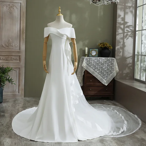 Élégant Ivoire Trompette / Sirène Satin Robe De Mariée 2021 De l'épaule Manches Courtes Dos Nu Cathedral Train