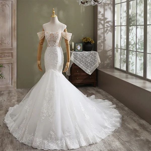Sexy White Trumpet / Mermaid Wedding Dresses 2021 Spaghetti Straps Beading Pearl Rhinestone Lace Flower Sleeveless Backless Cathedral Train Wedding