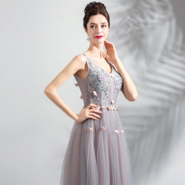 Elegant Blushing Pink Prom Dresses 2019 A-Line / Princess V-Neck Beading Pearl Crystal Appliques Sleeveless Backless Floor-Length / Long Formal Dresses