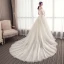 Élégant Champagne Robe De Mariée 2019 Princesse De l'épaule En Dentelle Perlage Sans Manches Dos Nu Chapel Train