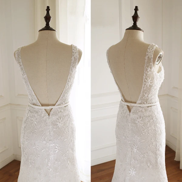 Luxe Ivoire Fait main Perlage Robe De Mariée Avec Châle 2019 Trompette / Sirène V-Cou En Dentelle Fleur Cristal Paillettes Sans Manches Dos Nu Ceinture Tribunal Train