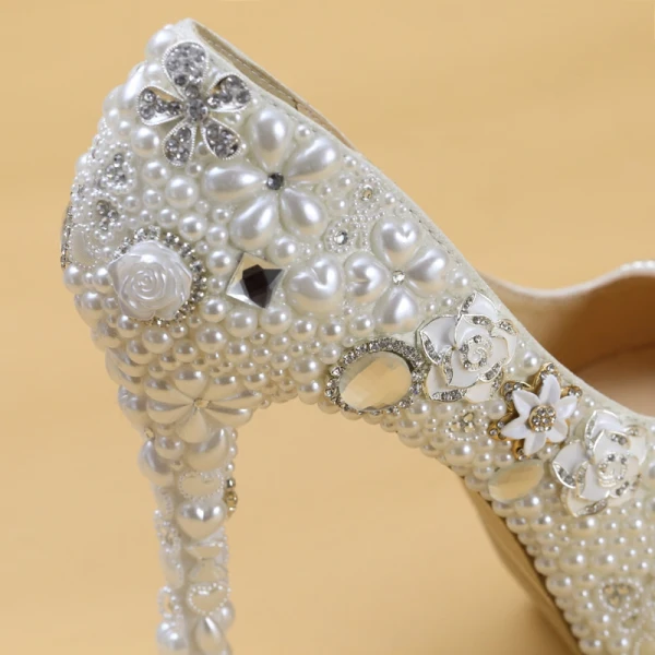 Classy Ivory Womens Shoes 2019 Crystal Pearl Rhinestone Flower 14 cm Stiletto Heels Round Toe Wedding Pumps
