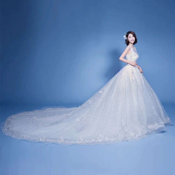 Élégant Ivoire Robe De Mariée 2019 Princesse Encolure Dégagée Appliques Perle En Dentelle Fleur Sans Manches Dos Nu Cathedral Train