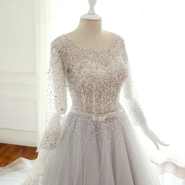 Luxury / Gorgeous Grey Prom Dresses 2018 A-Line / Princess Bow Handmade Beading Sequins Scoop Neck Backless Long Sleeve Chapel Train Formal Dresses